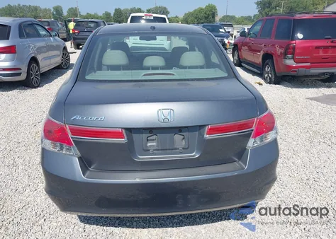 2011 Honda Accord 2.4 Ex-L из США, поврежденный, VIN 1HGCP2F85BA086986